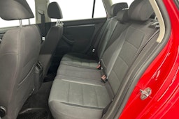 punainen Volkswagen Golf 2013 kuva 10.