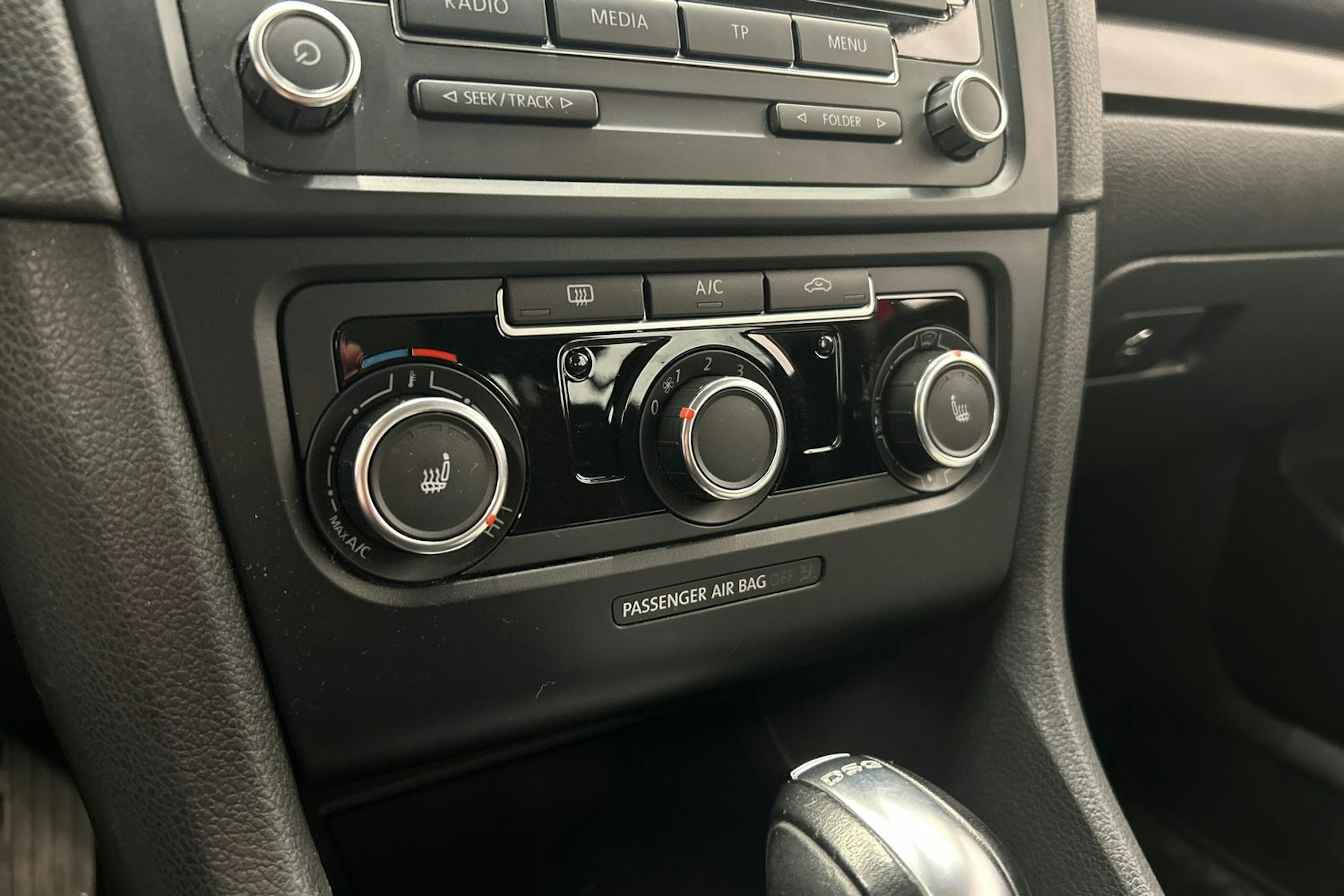 punainen Volkswagen Golf 2013 kuva 23.