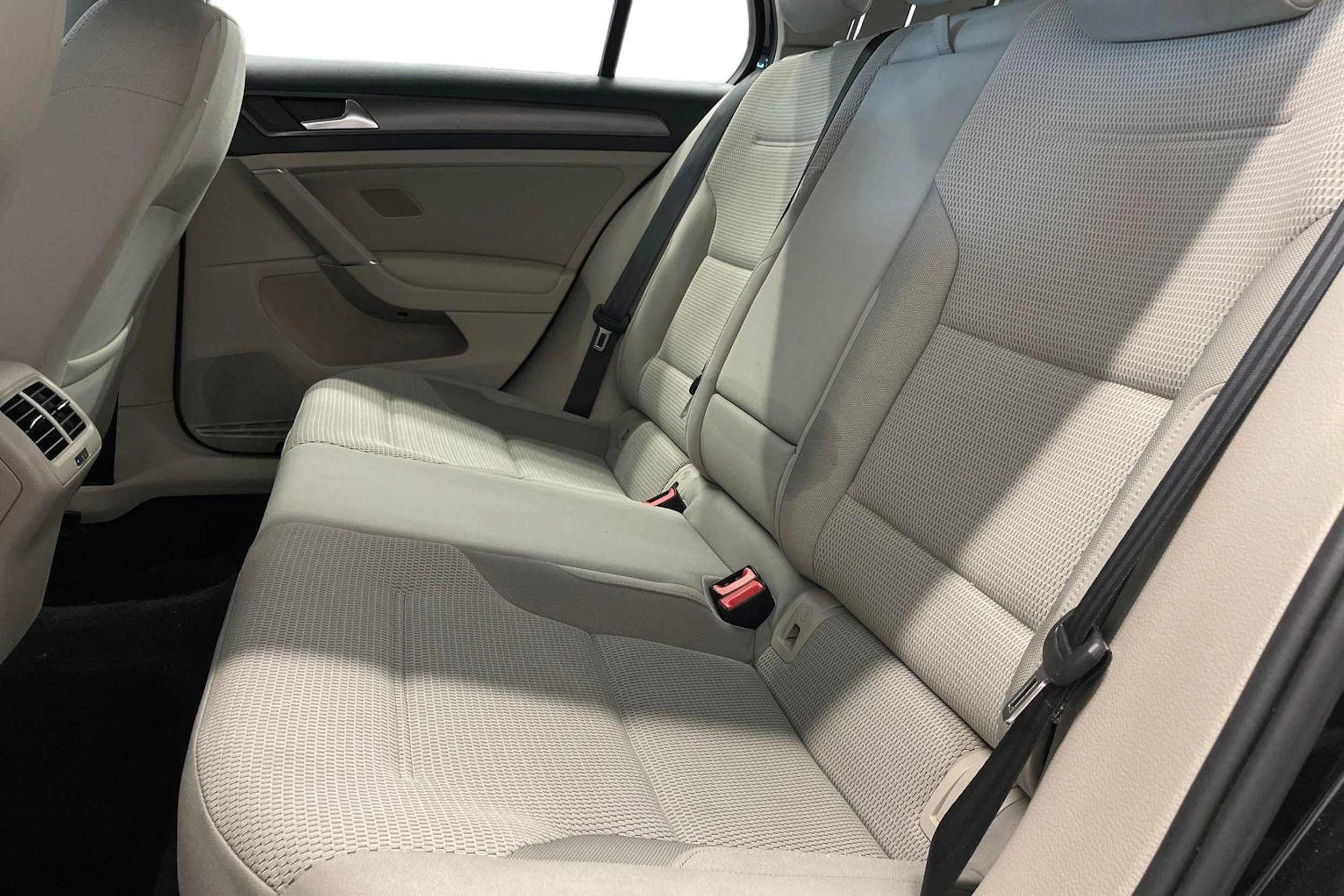 musta Volkswagen Golf 2013 kuva 8.