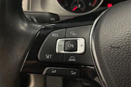 musta Volkswagen Golf 2013 kuva 14.