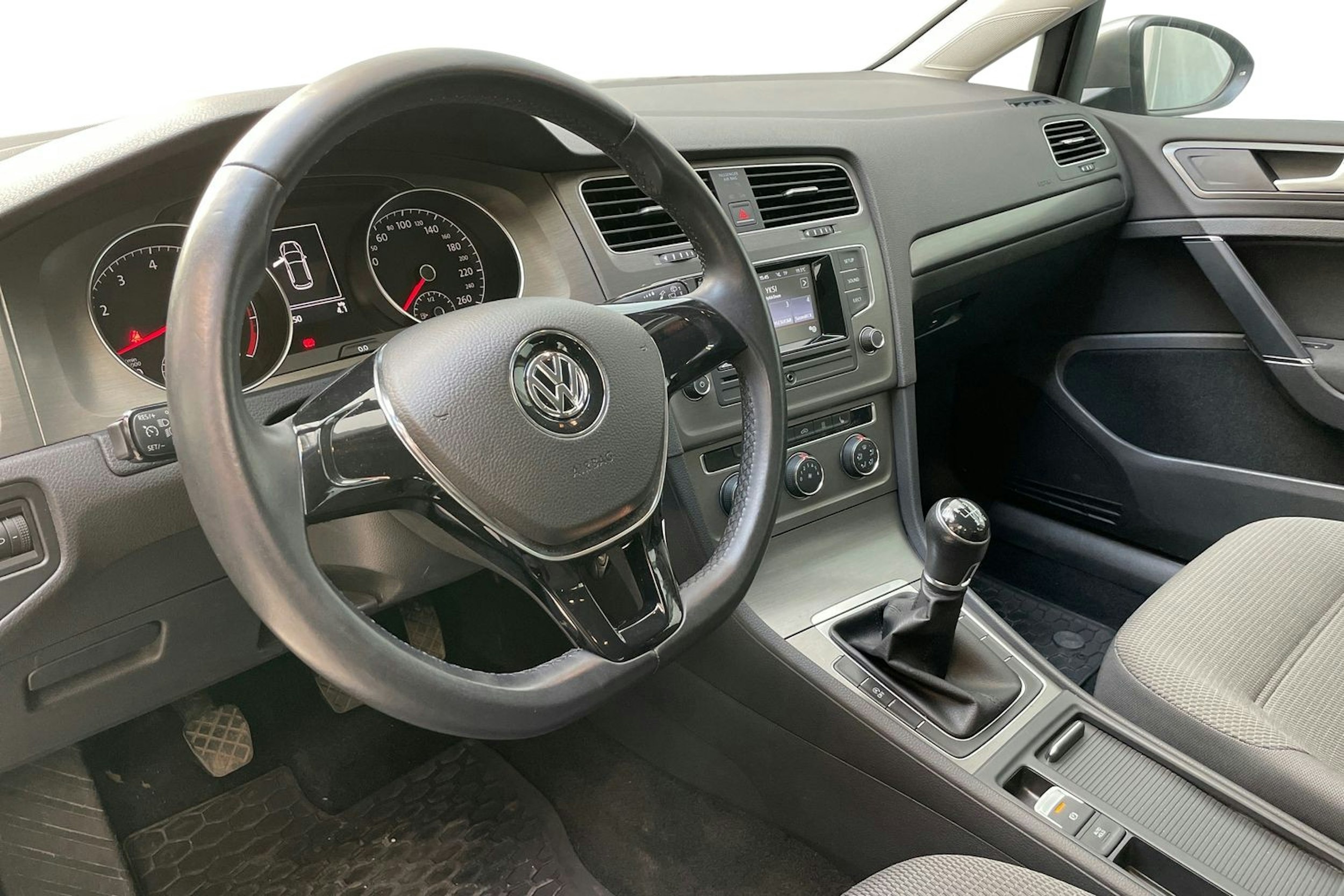harmaa Volkswagen Golf 2013 kuva 7.
