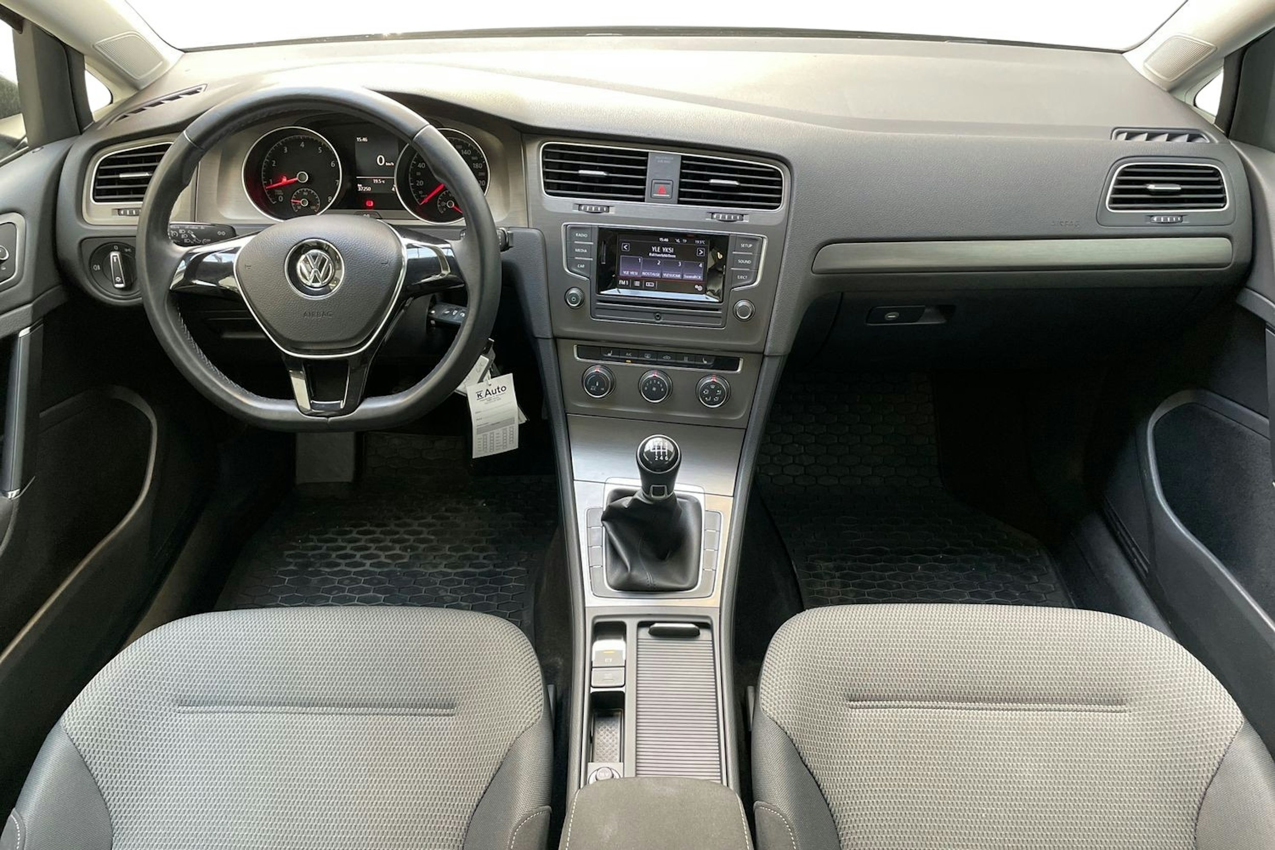 harmaa Volkswagen Golf 2013 kuva 9.