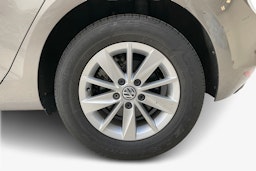 harmaa Volkswagen Golf 2013 kuva 11.