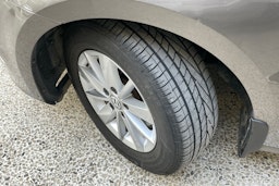 harmaa Volkswagen Golf 2013 kuva 13.