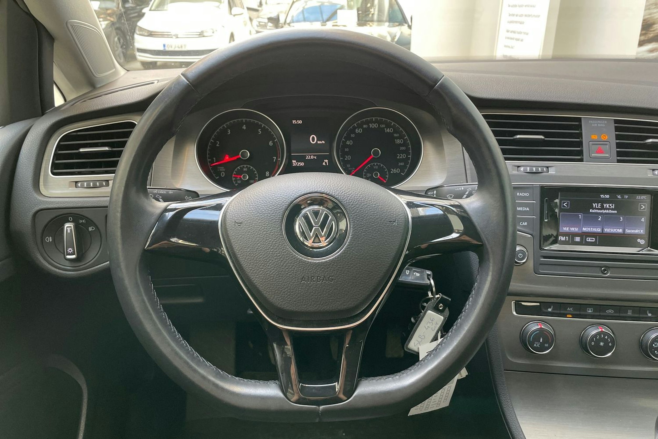 harmaa Volkswagen Golf 2013 kuva 19.