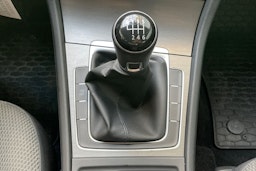 harmaa Volkswagen Golf 2013 kuva 22.