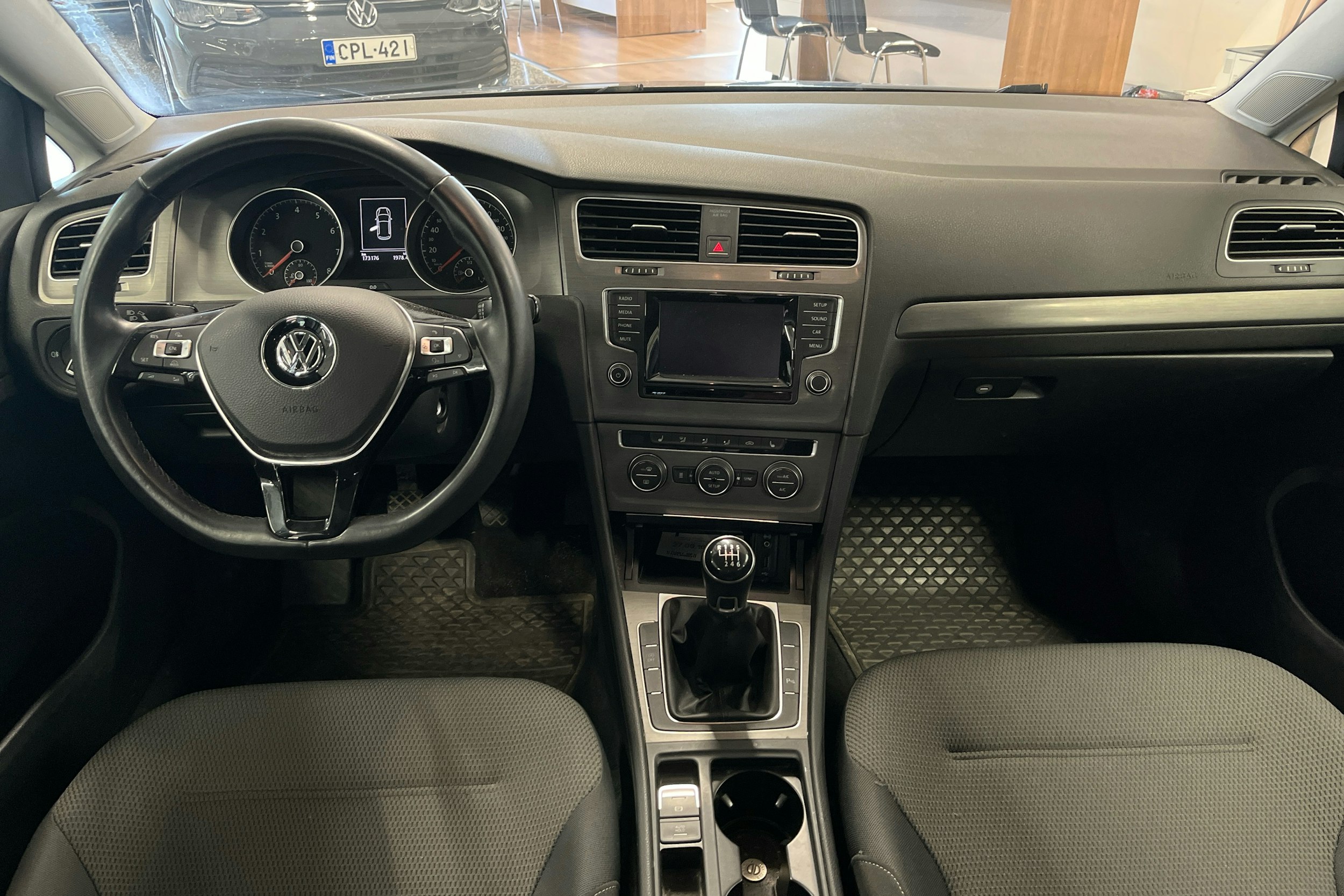 Harmaa Volkswagen GOLF 2013 kuva 7.
