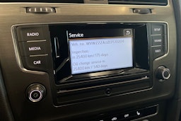 sininen Volkswagen Golf 2013 kuva 21.