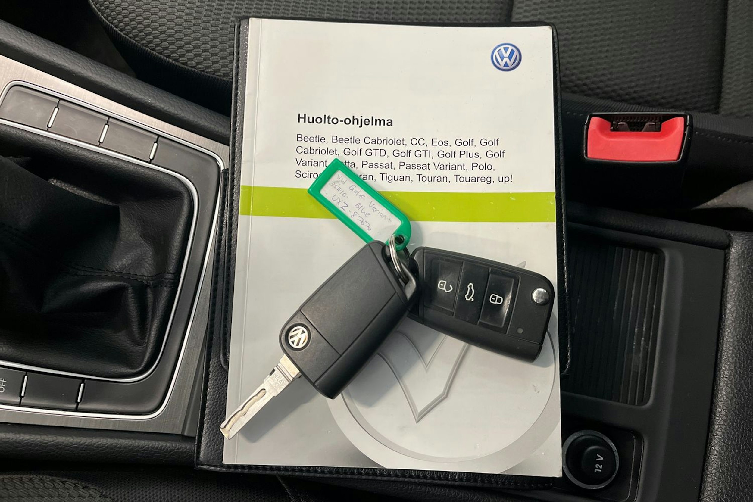 sininen Volkswagen Golf 2013 kuva 27.