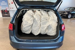 sininen Volkswagen Golf 2013 kuva 29.