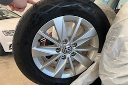 sininen Volkswagen Golf 2013 kuva 31.