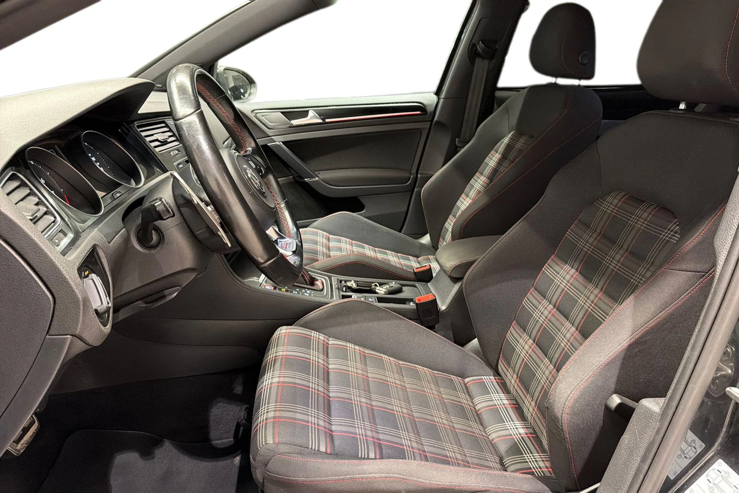 harmaa Volkswagen Golf 2014 kuva 8.