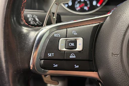 harmaa Volkswagen Golf 2014 kuva 12.