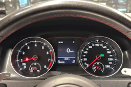 harmaa Volkswagen Golf 2014 kuva 14.