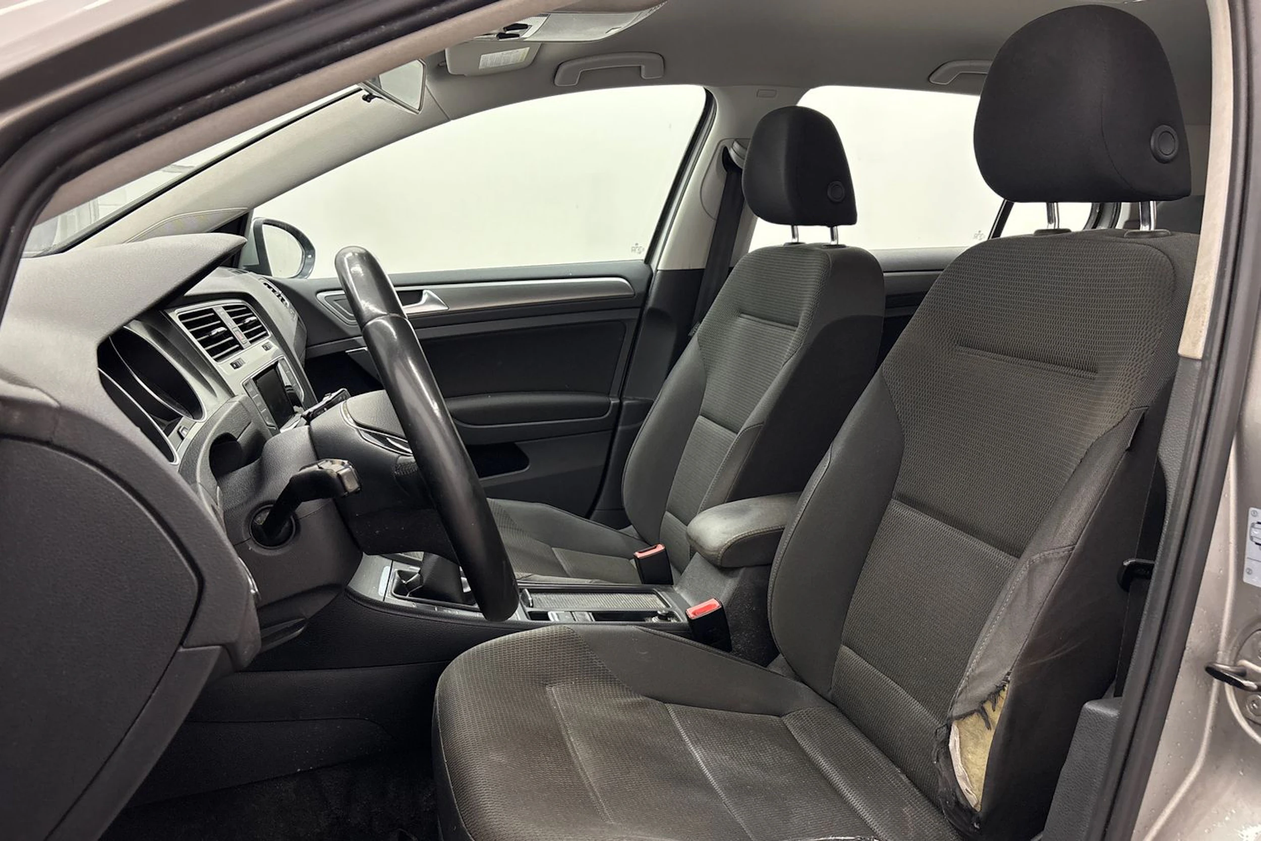 Harmaa Volkswagen GOLF 2013 kuva 11.