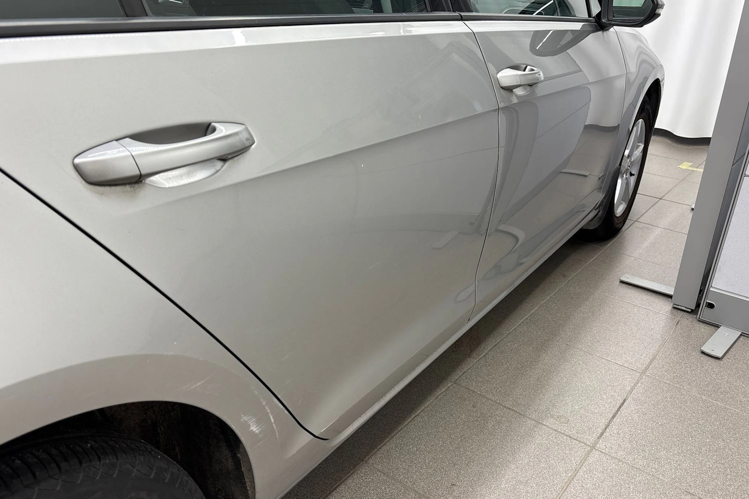Harmaa Volkswagen GOLF 2013 kuva 31.