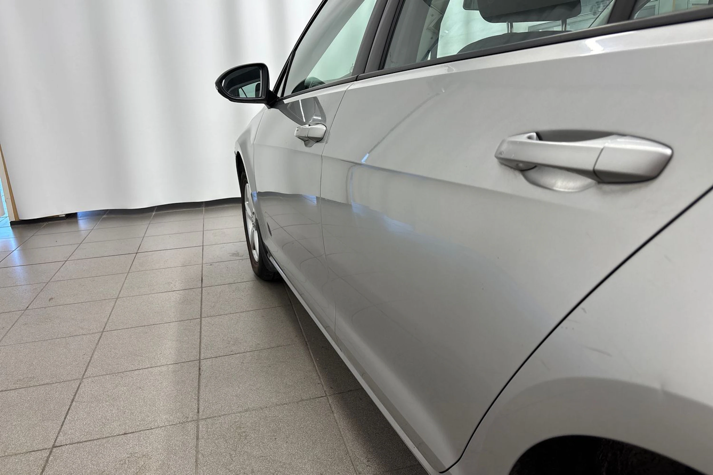Harmaa Volkswagen GOLF 2013 kuva 34.