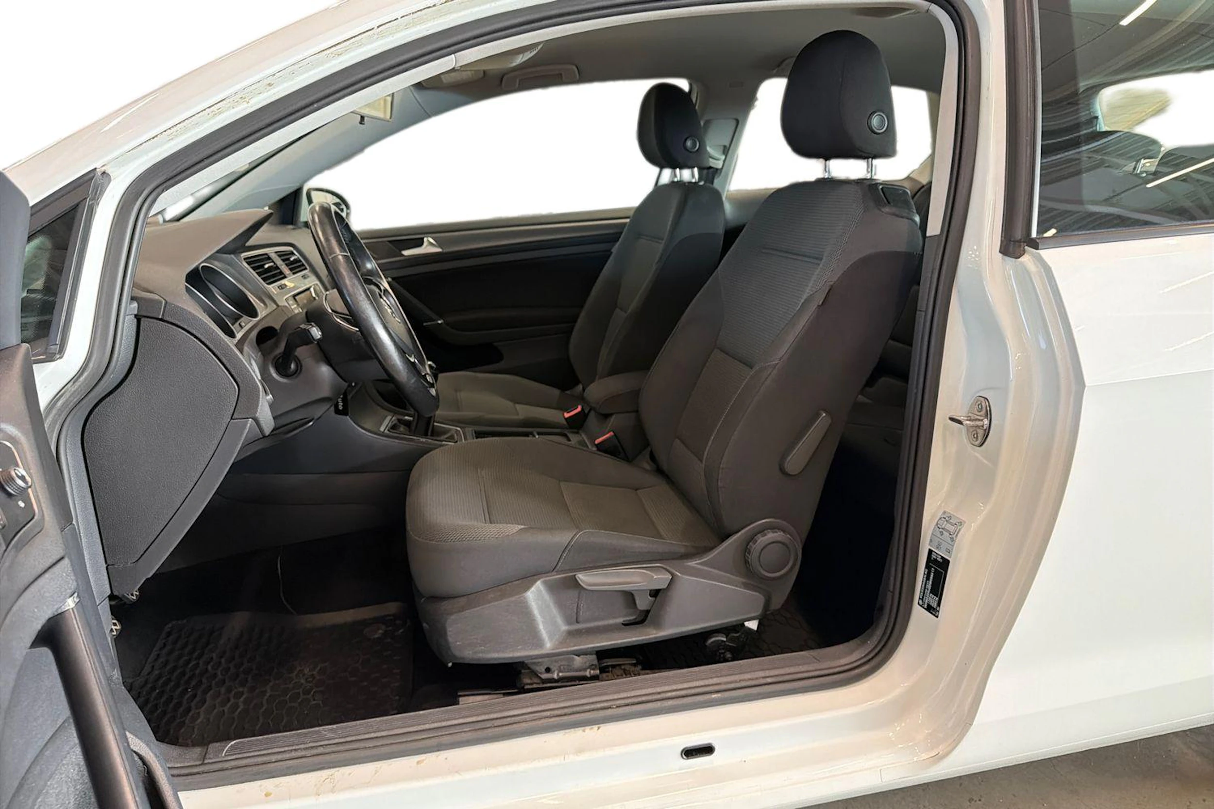 Volkswagen Golf 2013, photo 6/23
