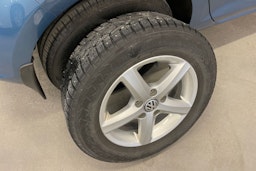 sininen Volkswagen Golf 2013 kuva 13.