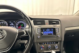 valkoinen Volkswagen Golf 2013 kuva 20.