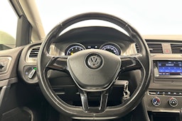 valkoinen Volkswagen Golf 2013 kuva 21.