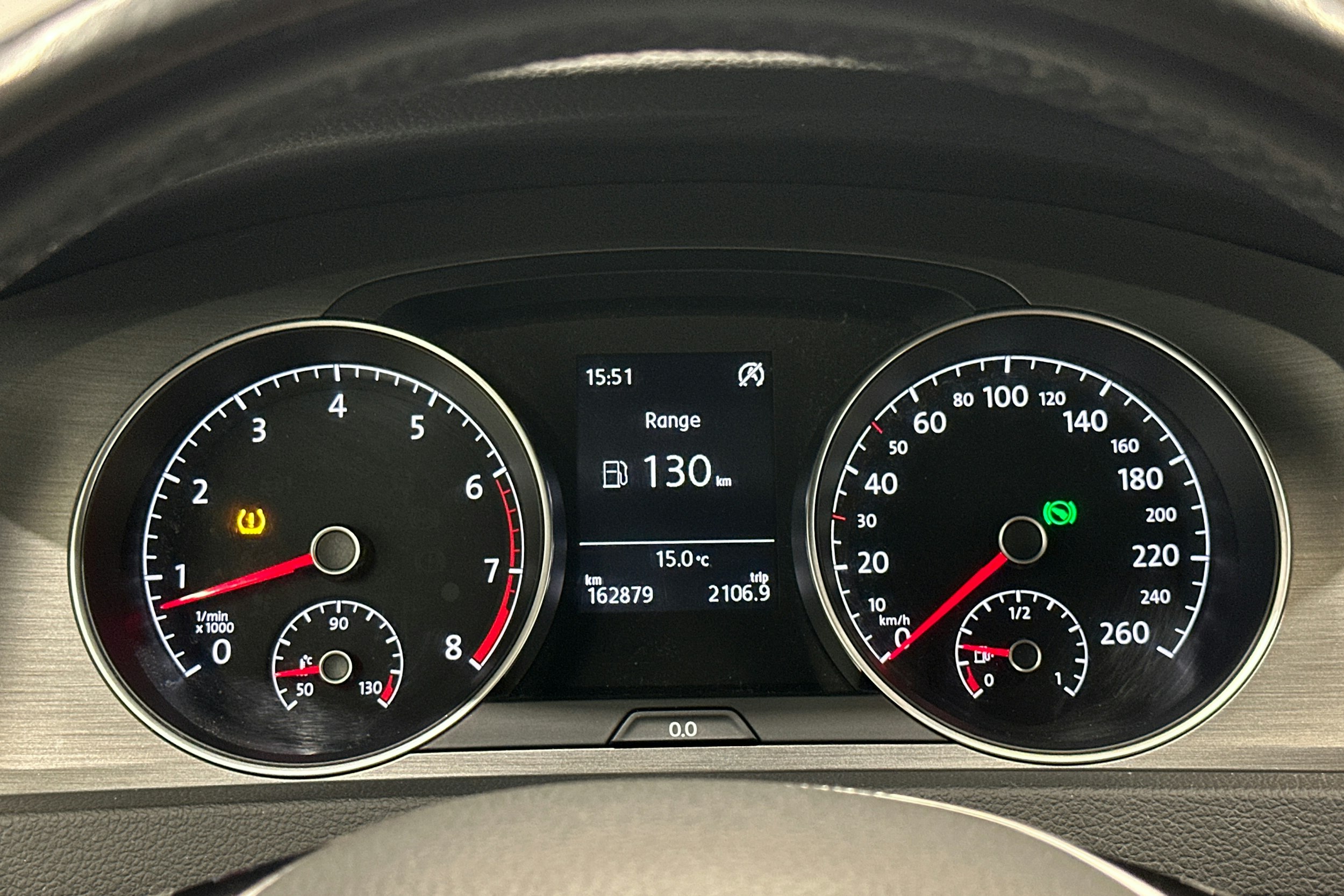 valkoinen Volkswagen Golf 2013 kuva 22.