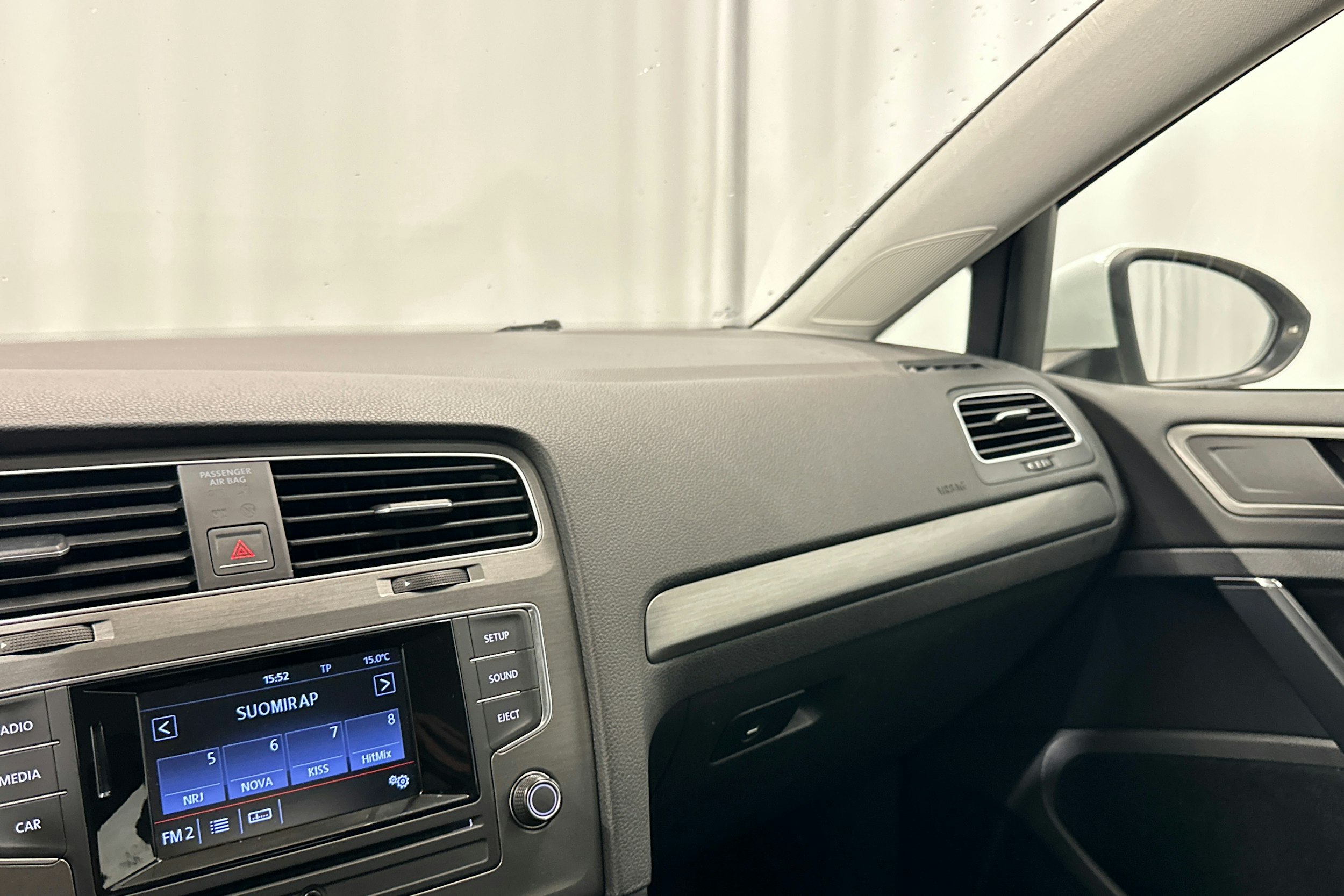 valkoinen Volkswagen Golf 2013 kuva 26.