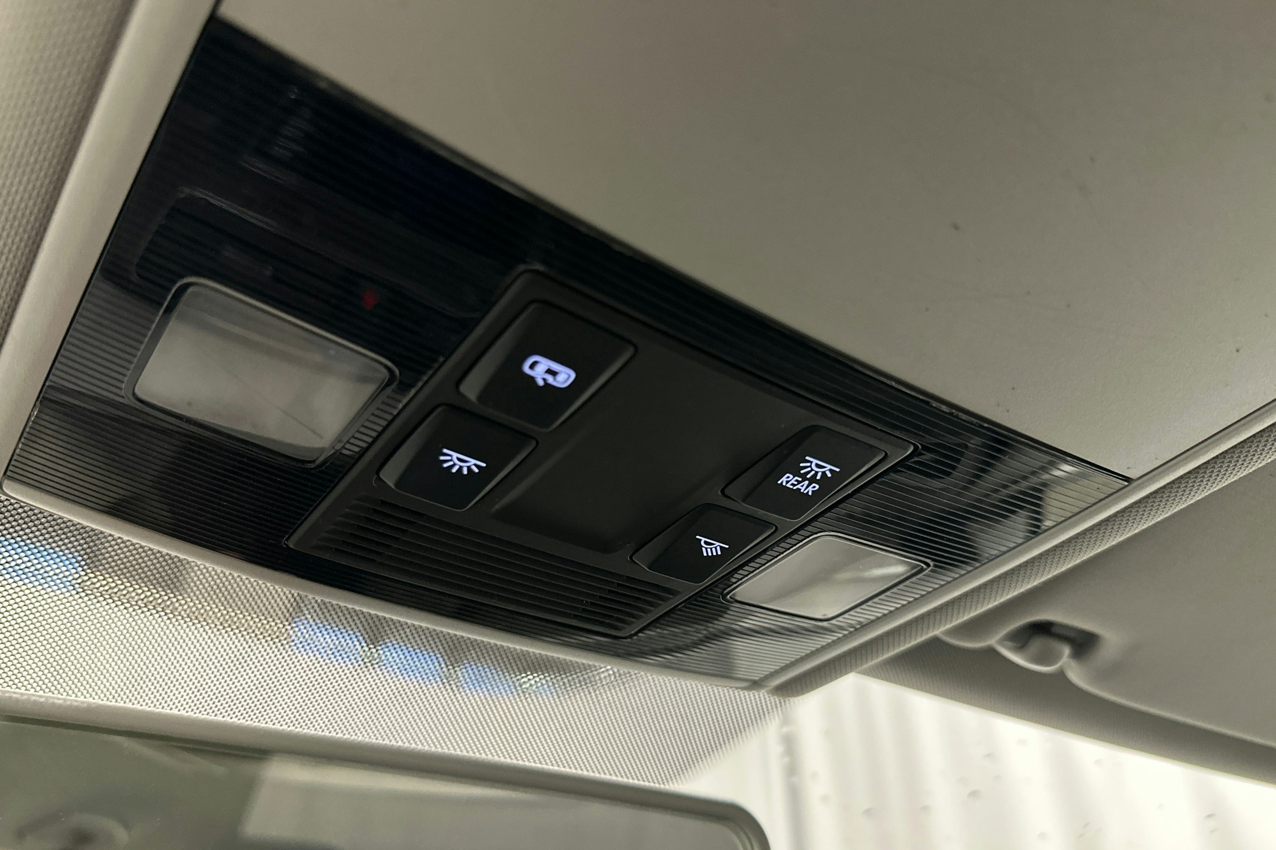 valkoinen Volkswagen Golf 2013 kuva 27.