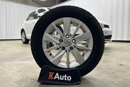 valkoinen Volkswagen Golf 2013 kuva 30.