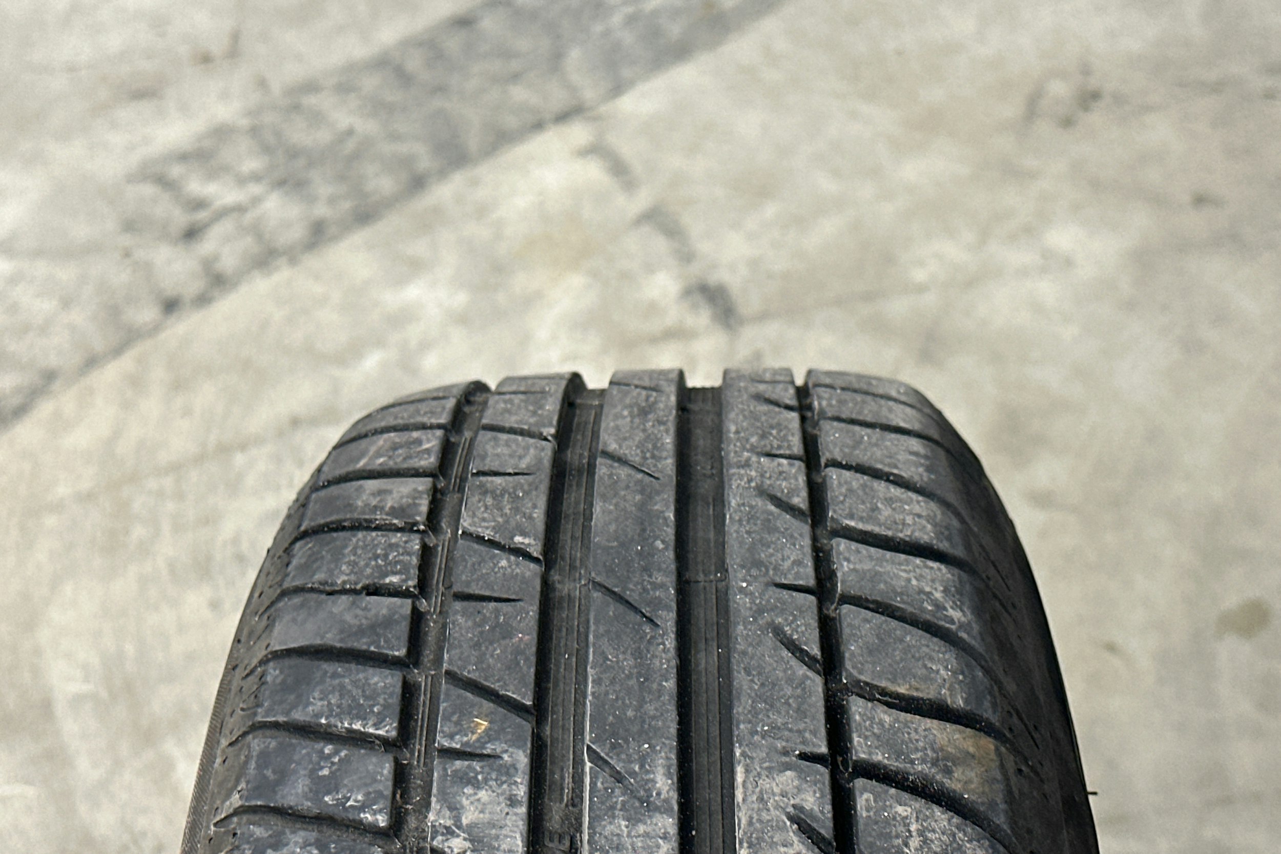 valkoinen Volkswagen Golf 2013 kuva 31.