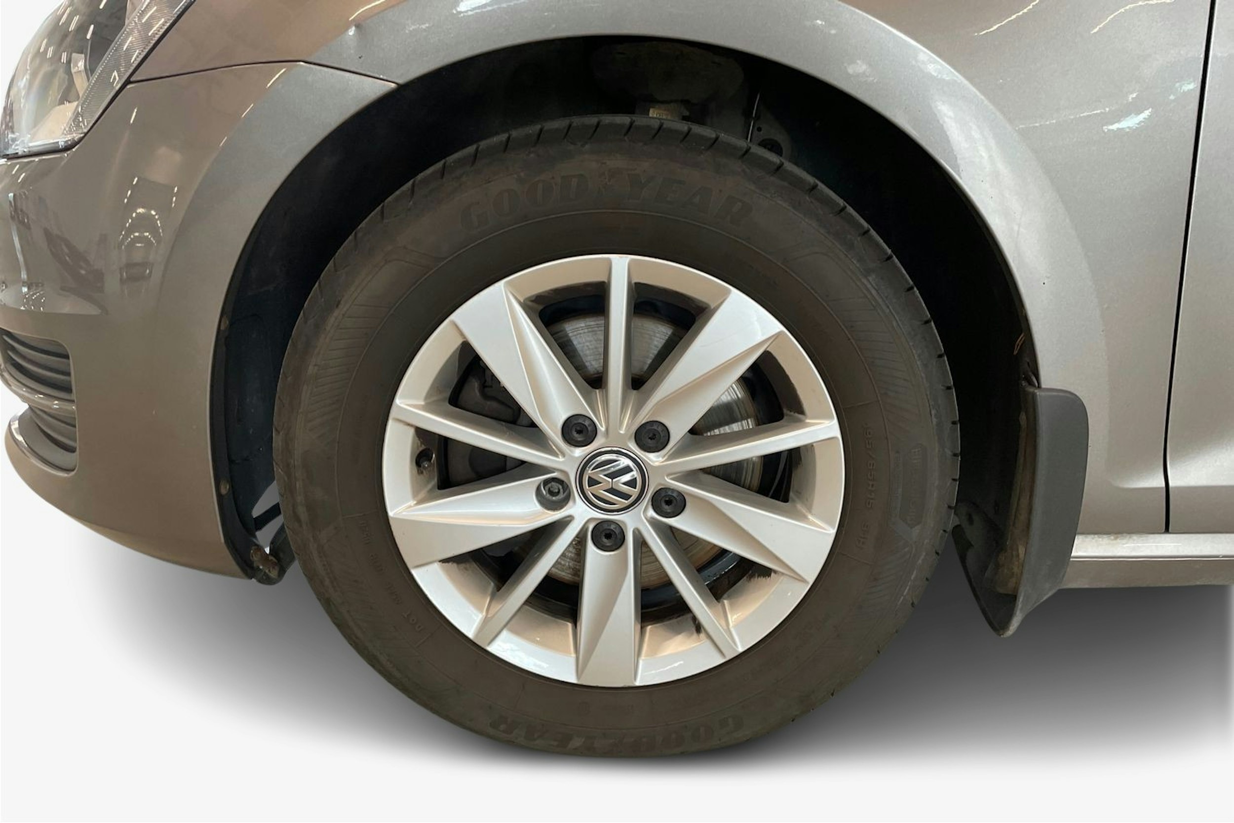 harmaa Volkswagen Golf 2013 kuva 11.