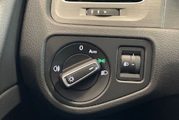 harmaa Volkswagen Golf 2013 kuva 18.