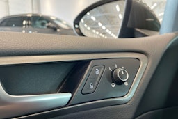 harmaa Volkswagen Golf 2013 kuva 26.
