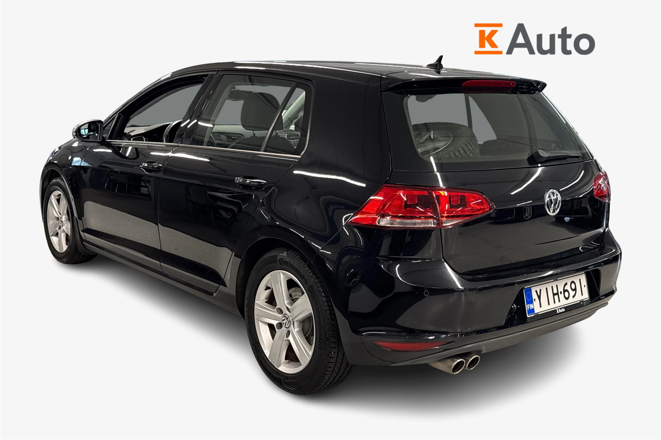Musta Volkswagen GOLF 2013 kuva 2.
