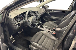 Musta Volkswagen GOLF 2013 kuva 3.