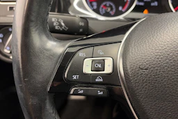 Musta Volkswagen GOLF 2013 kuva 15.