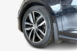musta Volkswagen Golf 2014 kuva 9.