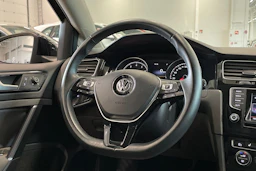 musta Volkswagen Golf 2014 kuva 12.