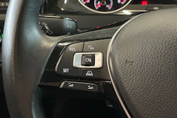 musta Volkswagen Golf 2014 kuva 14.