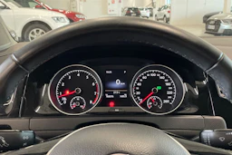 musta Volkswagen Golf 2014 kuva 15.