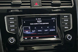 musta Volkswagen Golf 2014 kuva 16.