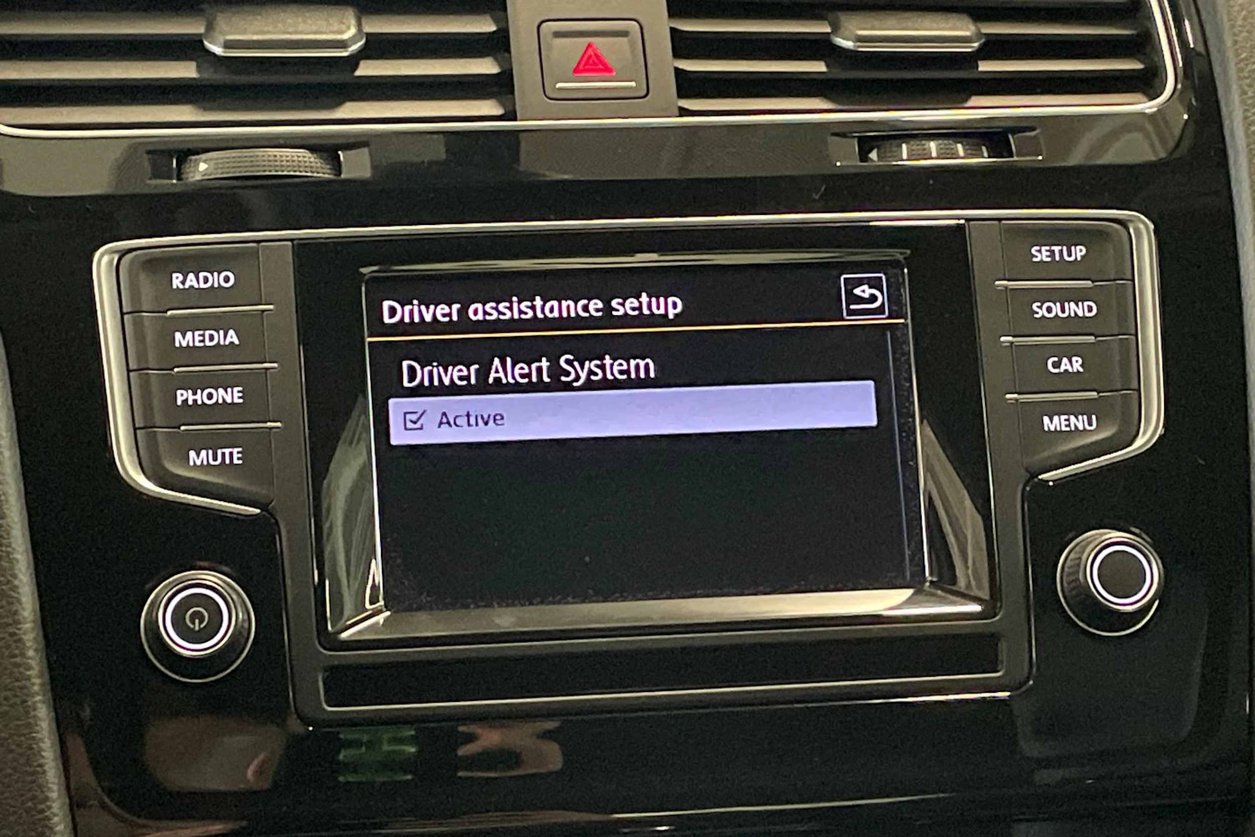 musta Volkswagen Golf 2014 kuva 18.