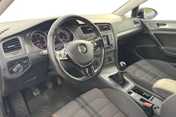 musta Volkswagen Golf 2014 kuva 3.