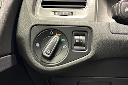 musta Volkswagen Golf 2014 kuva 15.