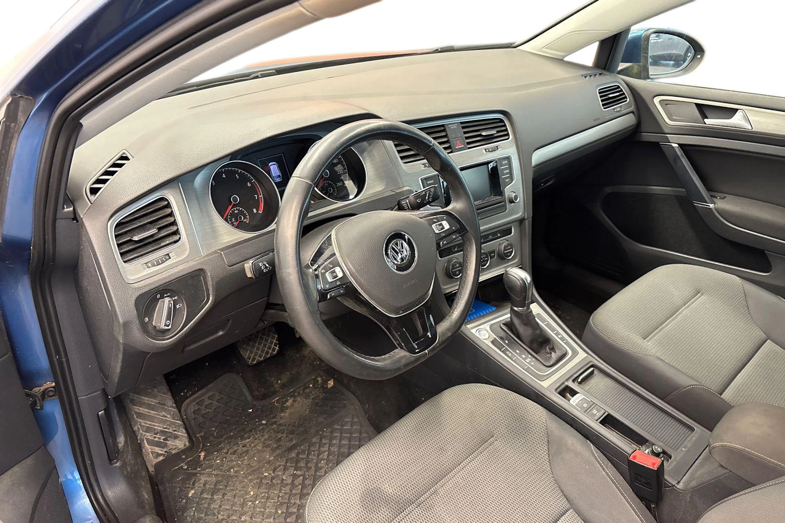 sininen Volkswagen Golf 2014 kuva 3.