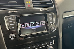 musta Volkswagen Golf 2014 kuva 18.