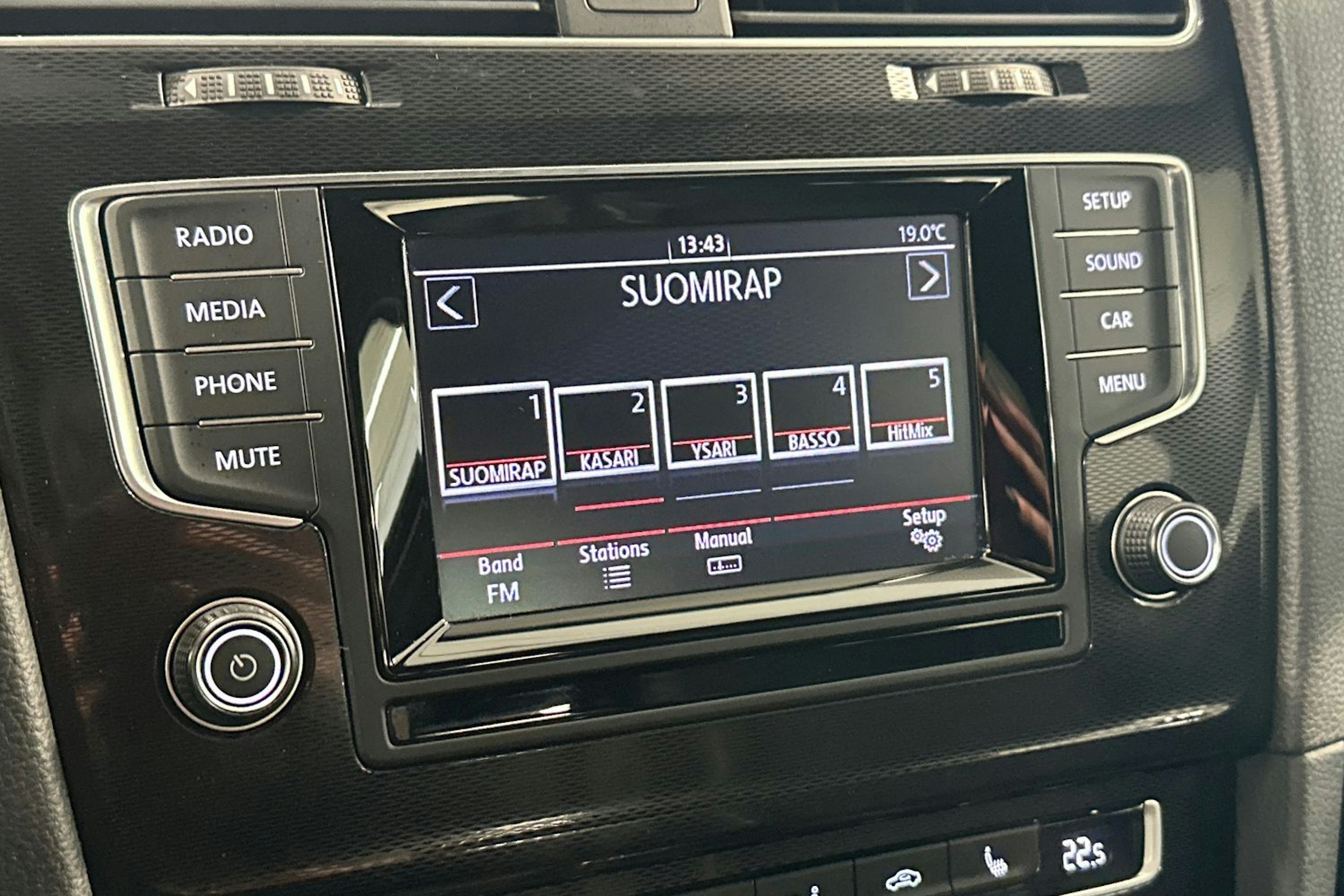 musta Volkswagen Golf 2014 kuva 19.