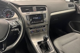 musta Volkswagen Golf 2014 kuva 22.