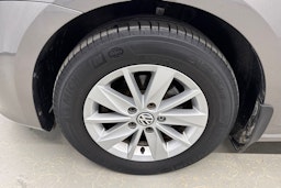 harmaa Volkswagen Golf 2015 kuva 13.