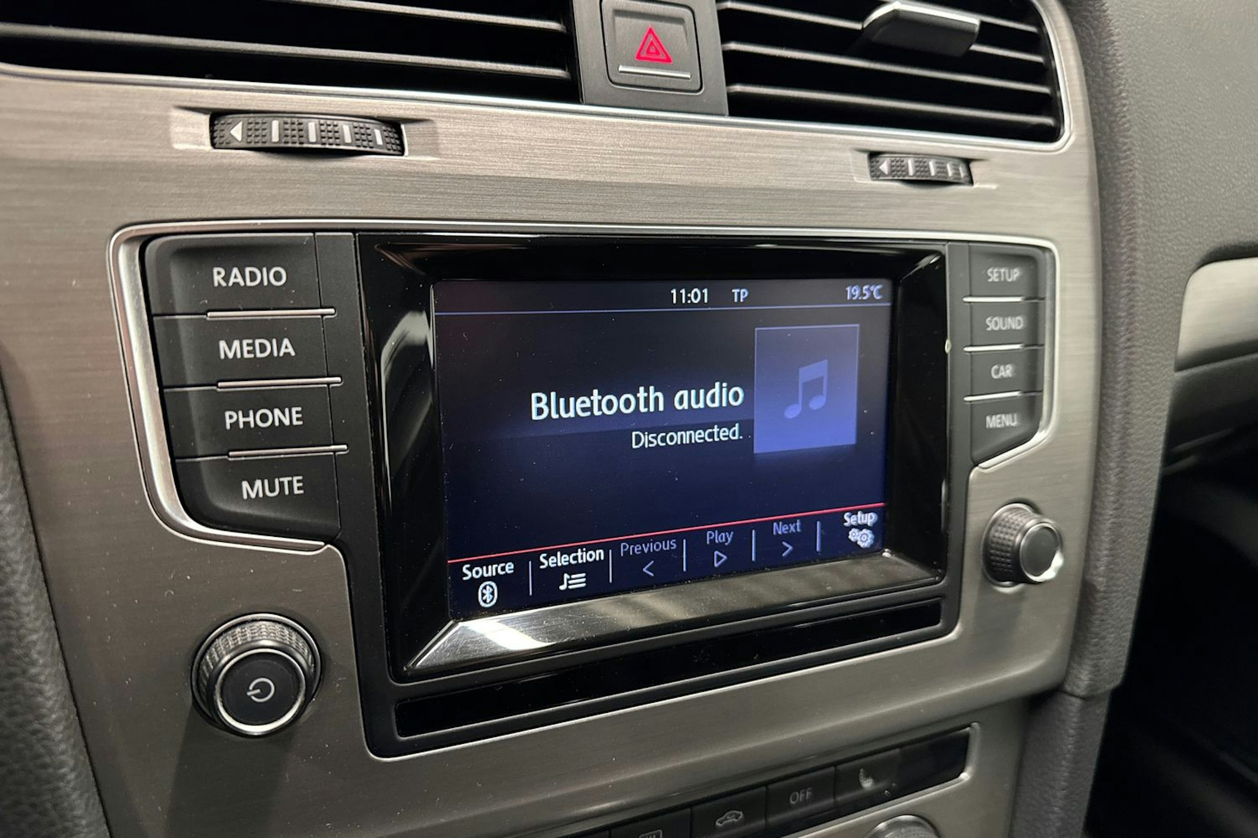 harmaa Volkswagen Golf 2015 kuva 22.